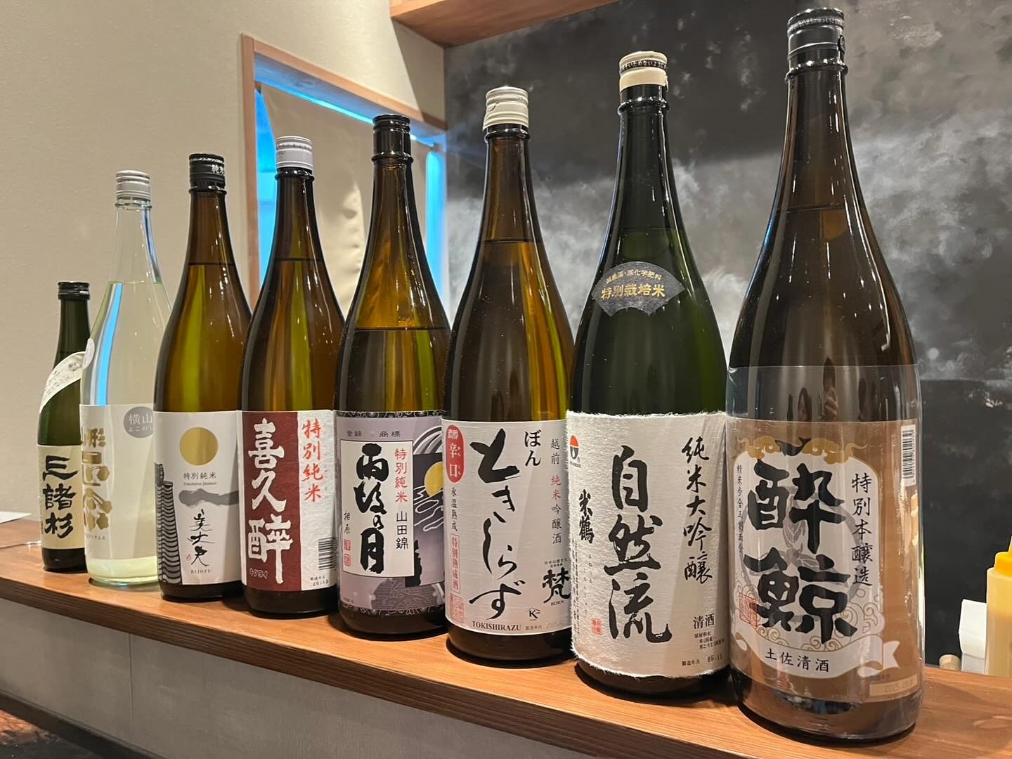 寿司の味を最大限に引き立てる日本酒の魅力を知る旅へ